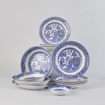 581381 Dinnerware